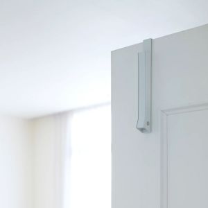 YAMAZAKI Smart Folding Over the Door Hook WH